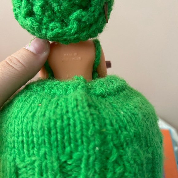 4/$100 toilet paper Barbie Green Knitted Doll Cover 🎁 - Picture 6 of 7
